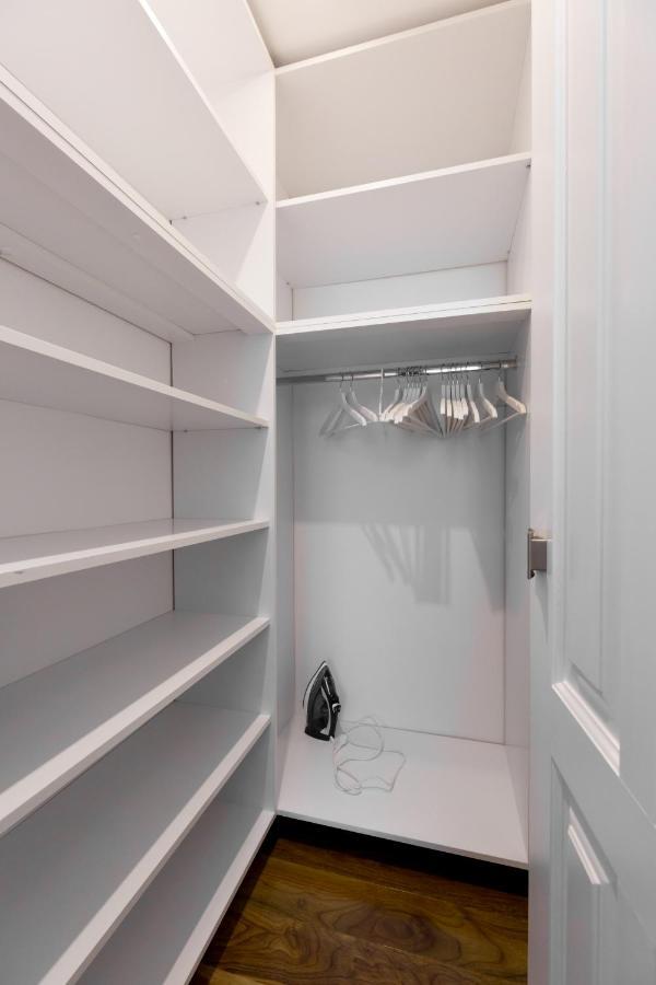 Luxury Dream At The Basilica 3br/2bath *